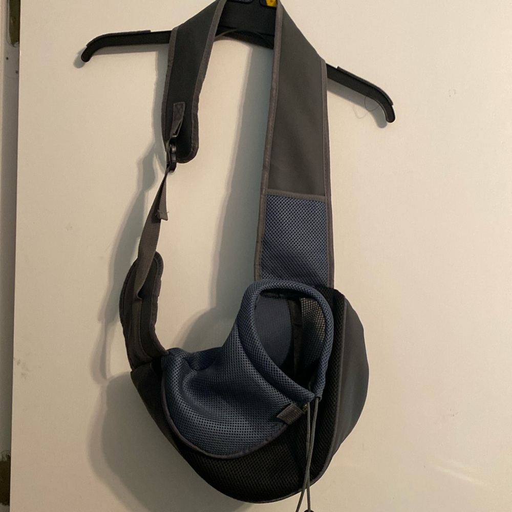 Dog carrier